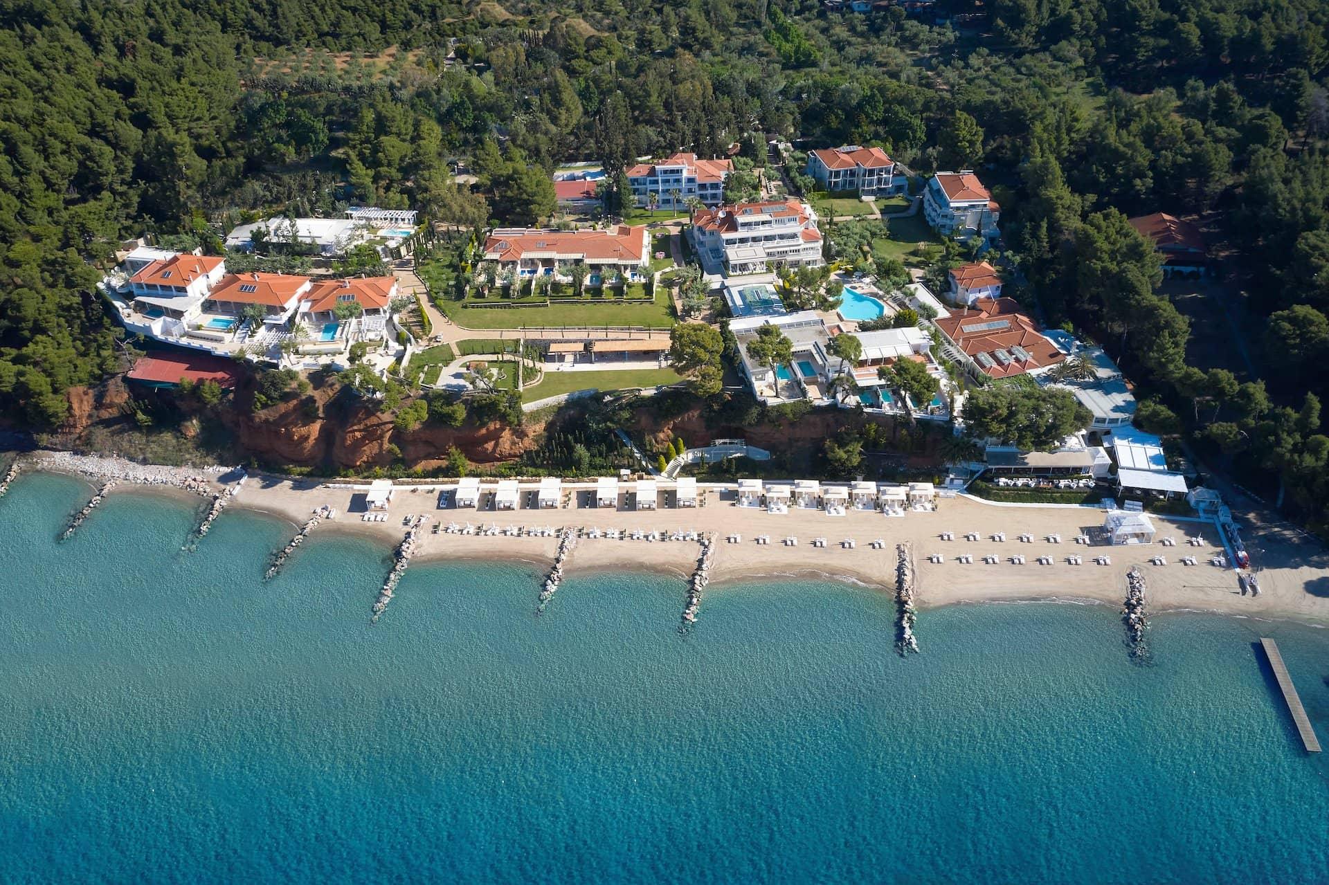 Αεροφωτογραφία του Ξενοδοχείου ΔΑΝΑΗ και της παραλίας